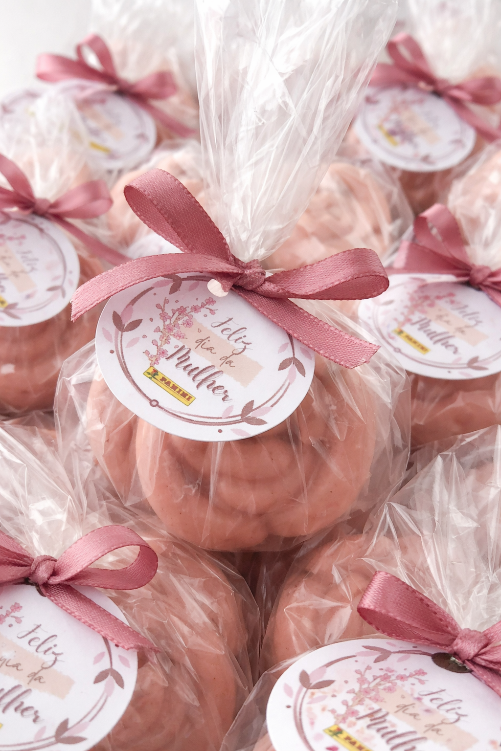 Pão de mel em formato de chocolate